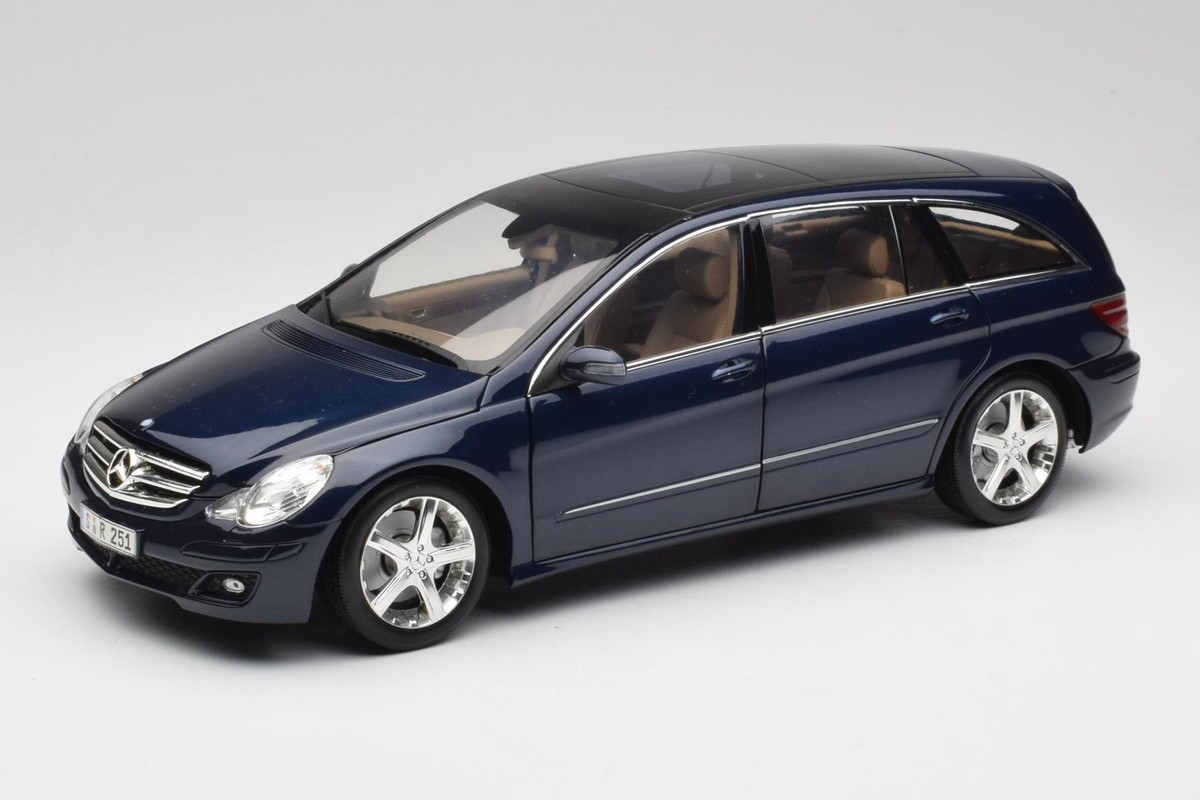ミニチャンプス メルセデス・ベンツ Rクラス 1/18 150034600 Mercedes R-Class W251 Tanzanite Blue Minichamps 1
