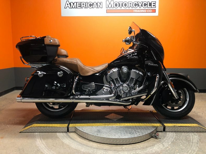 2016 Indian Roadmaster  2016 Indian Roadmaster - 14,434 Miles  - Thunder Black - 111 Cubic Inch, V-Twin
