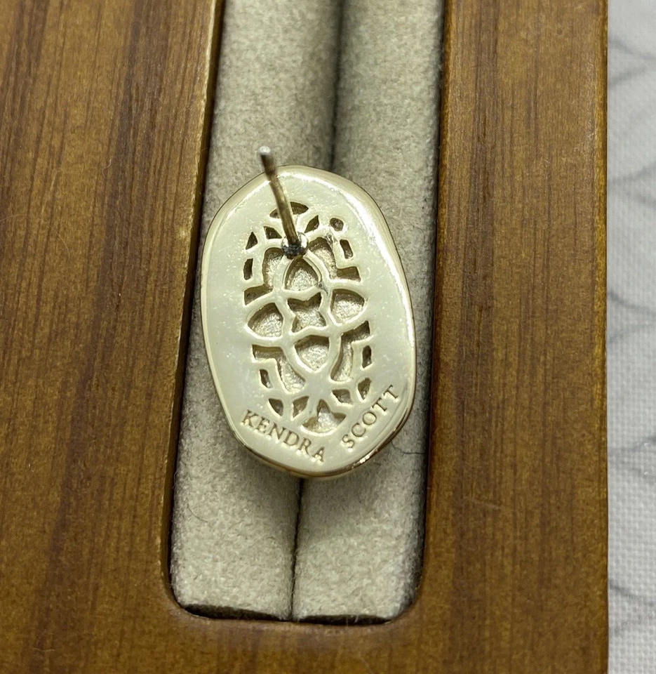 Pendientes Kendra Scott Elaine Cristal Pirita Halo Tono Dorado Foto 4 de 4