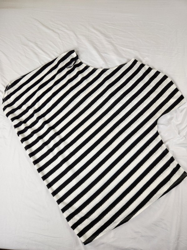 Nana Fashion Top 1XL Women Black White Striped Sheer Lightweight Stretchy 