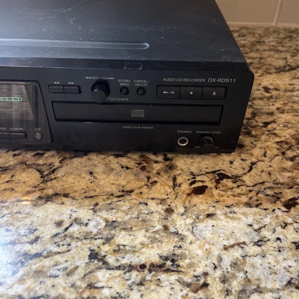 Onkyo DX-RD511 Audio CD Recorder with High Speed Digital Dubbing.TRAYS WONT OPEN - Image 4 of 4