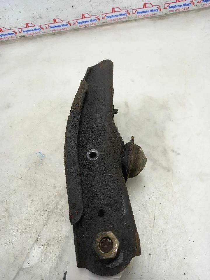 93-98 TOYOTA T100 ПЕРЕДНИЙ ПАССАЖИР ПРАВЫЙ НИЖНИЙ РЫЧАГ УПРАВЛЕНИЯ - Изображение 2 из 4