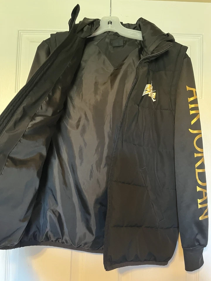 Nike Jordan Black  Puffer Jacket. Soft Lining. Youth XL Or Women’s Small. - Image 4 of 4