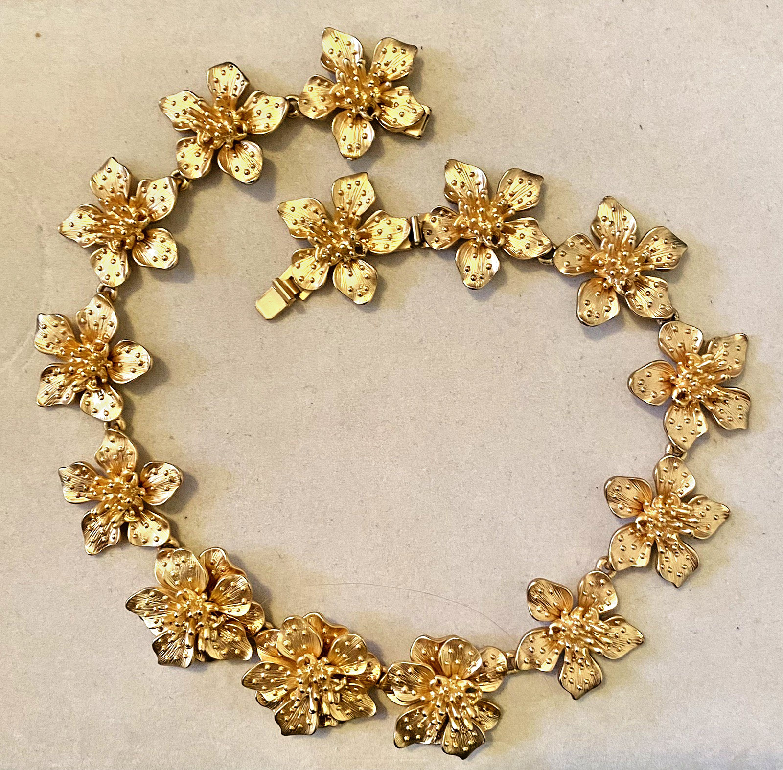 KENNETH J. LANE 22k Gold Plated Choker Necklace D… - image 2