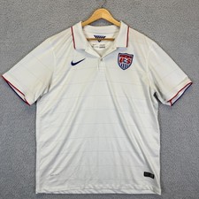 2014 FIFA World Cup Soccer Cards and Collectibles 73