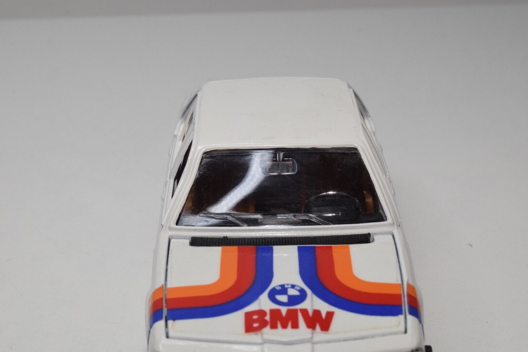 PEUGEOT 402 B 1939 NOREV échelle 1/43 comme neuf en boite jamais