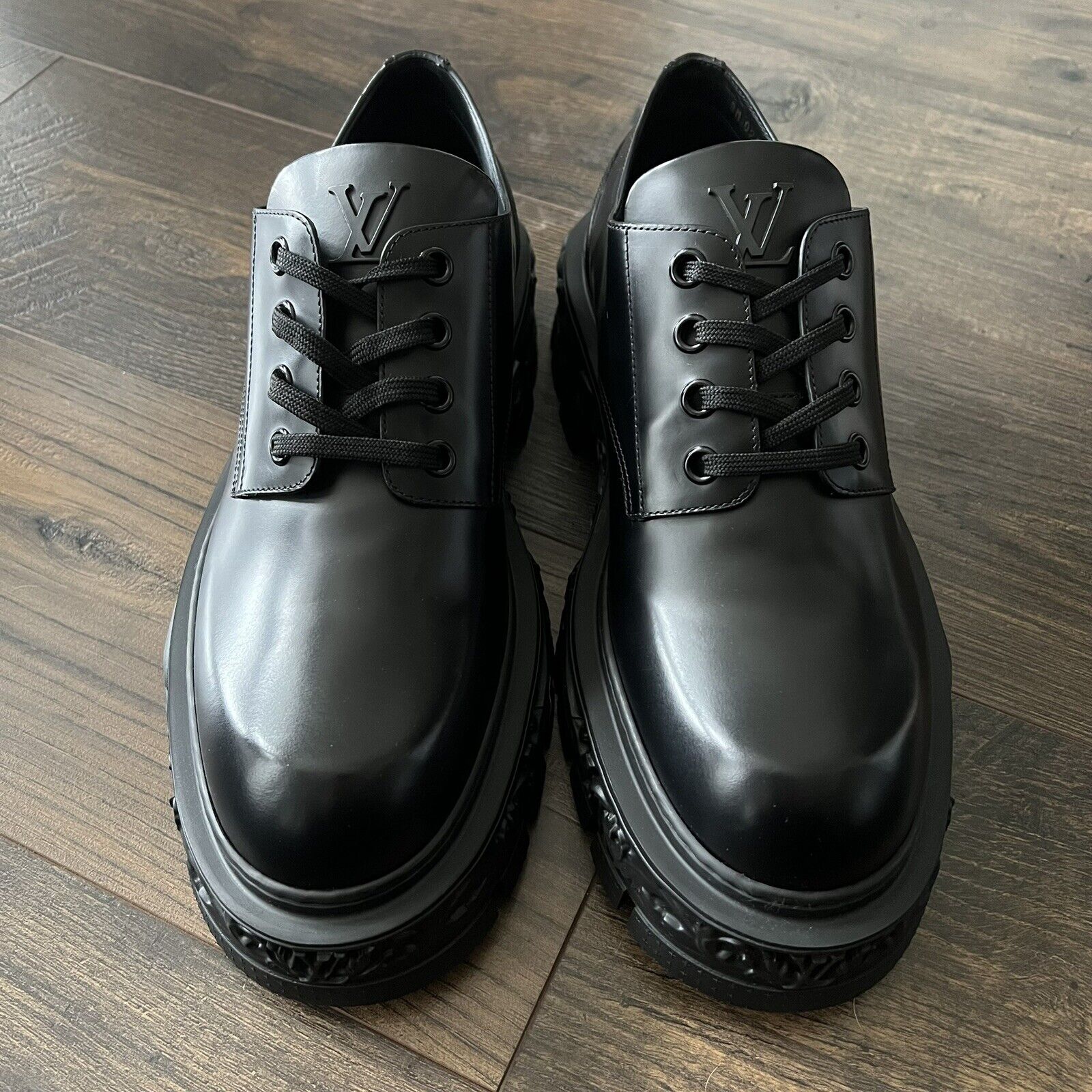 Louis Vuitton Black Derby Dress Shoes LV UK 10 / US 11 ST0115 Made in Italy