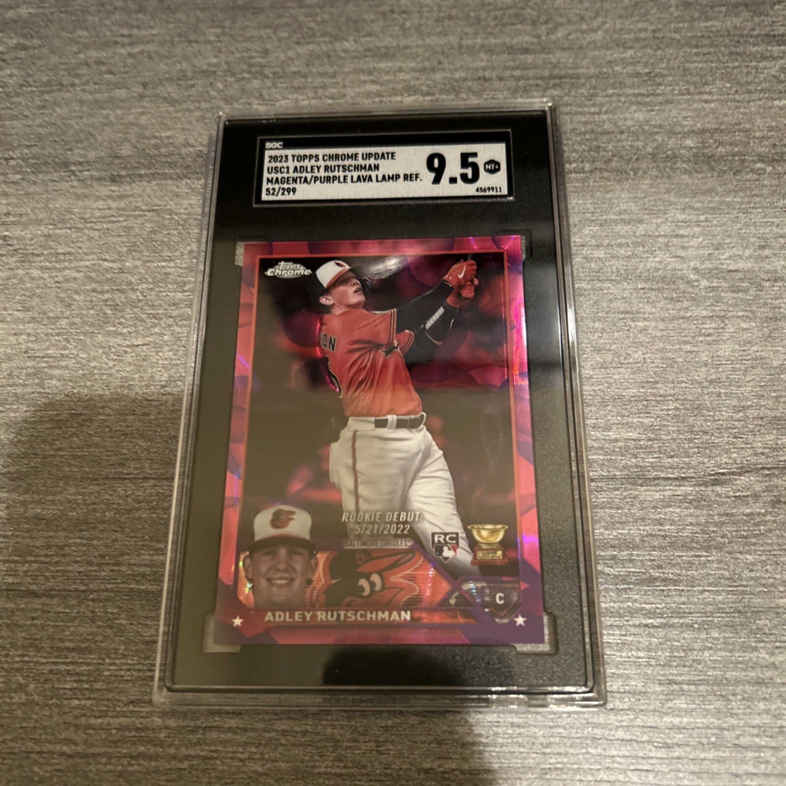 4-Card Value Pack with Autos Rookies Holos Refractors Graded #D Cards