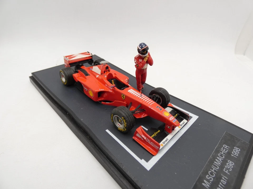Ferrari F300 F398 Michael Schumacher #3 1998 Con Figurina 1/43 BBR Kit Montato - Immagine 3 di 3