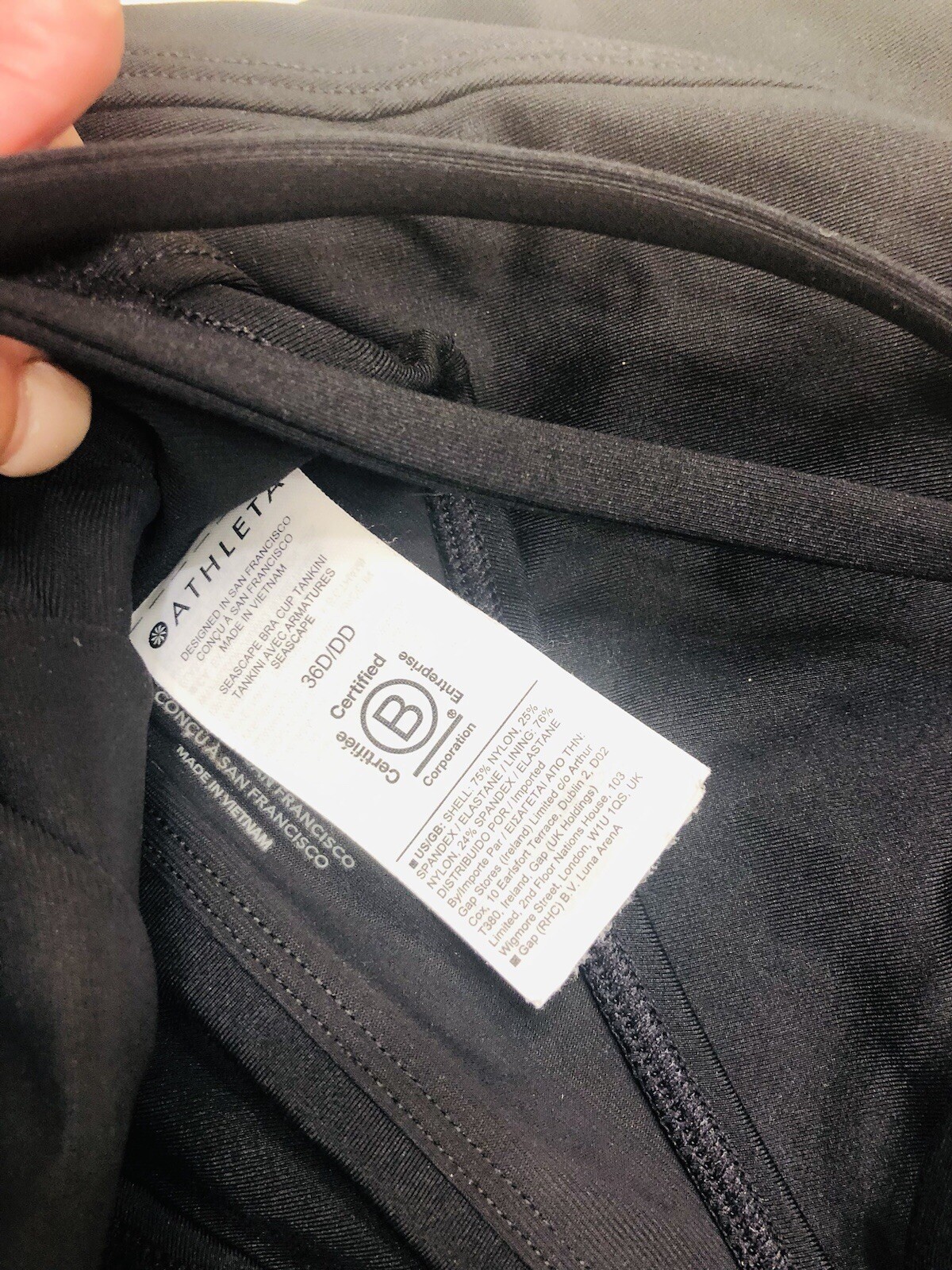 Athleta Plus Size 36DD Solid Black Razorback Styl… - image 7