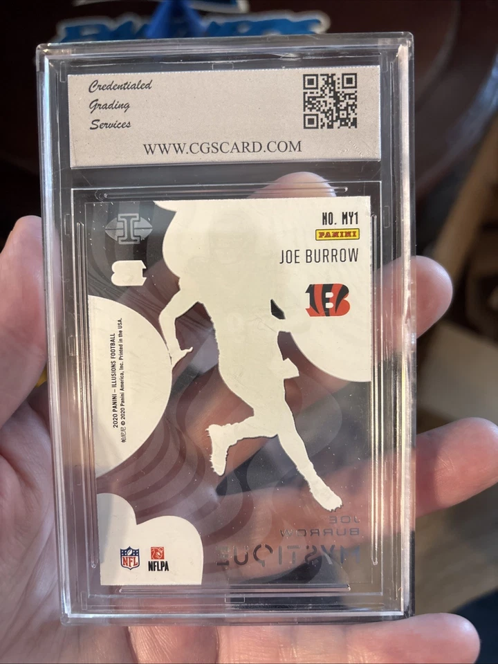 2020 PANINI ILLUSIONS JOE BURROW ROOKIE MYSTIQUE CGS 10 GEM MINT - Image 2 of 2