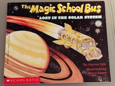 The Magic School Bus Lost in the Solar System Paperback Joanna Co