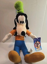 Disney store 20in Goofy Plush With Tags