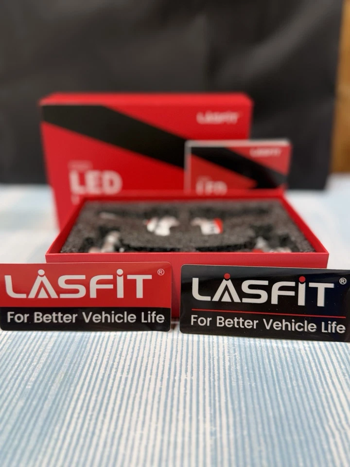 PACK OF 4 LASFIT 12-16V LED Light Bulbs Lumens 6000K Cool White 1105 Retail 119 - Image 3 of 4