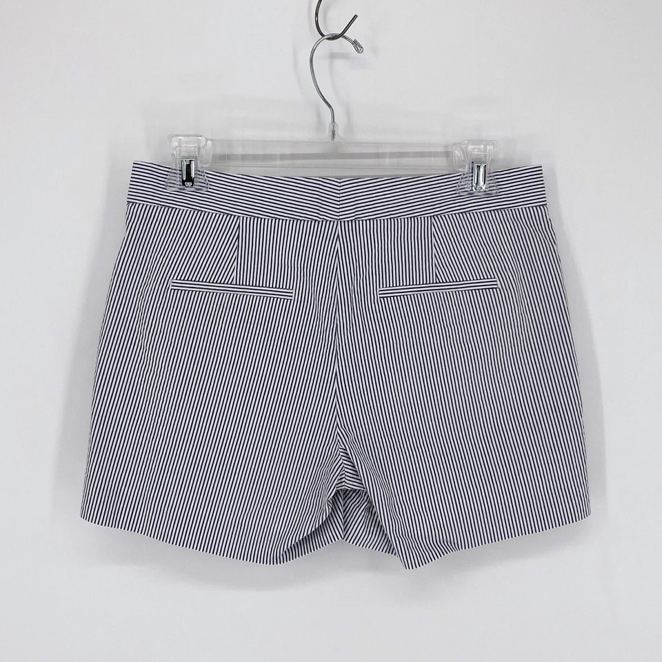 Pantalones cortos Ann Taylor Devin City a rayas azules y blancas con bolsillos cosidos para mujer talla 2 Foto 2 de 4