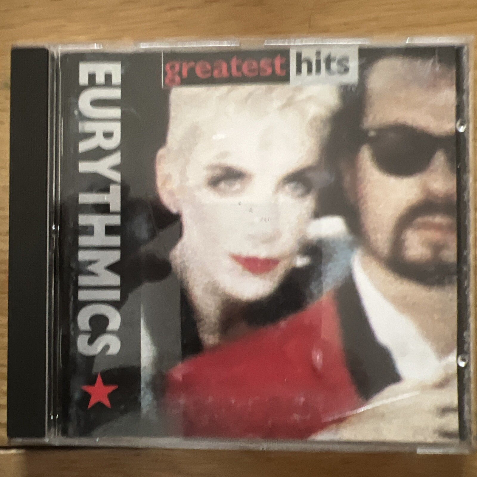 Eurythmics - Greatest Hits (2000)