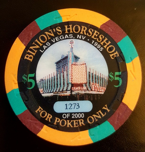 Authentic Collectable Casino Poker Chip / WSOP / WPT / 43mm Large size