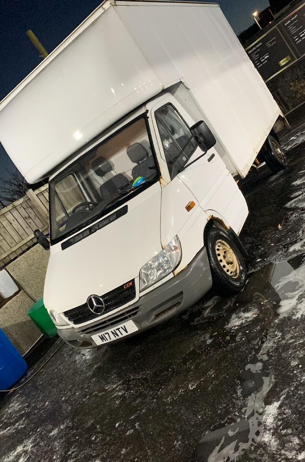 Mercedes Sprinter Luton Tail Lift *MOT FAILURE BODYWORK* Drives great