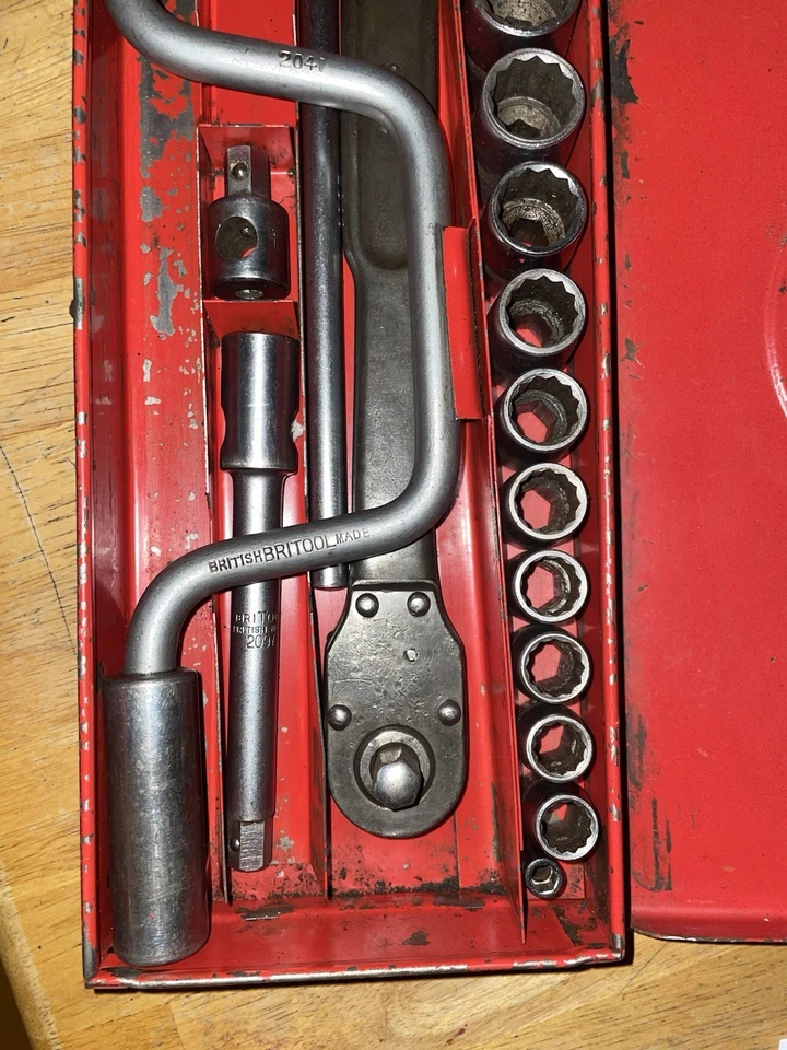 Britool 1/2 Drive Ratchet Plus Sockets Vintage Used Hexagon - Image 4 of 4