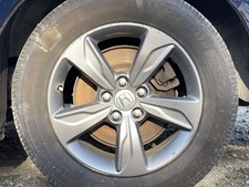 2018-2024 Honda Odyssey 18x7.5 5 Spoke Wheel 360 Curb Scratches B-condition