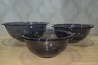 Set of 3 Vintage Pyrex Purple Amethyst Glass Nesting Mixing Bowls  322 323 325