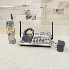 Panasonic KX-TGA520 M 5.8 GHz Single Line Handset W/ Main Base KX-TG5240M