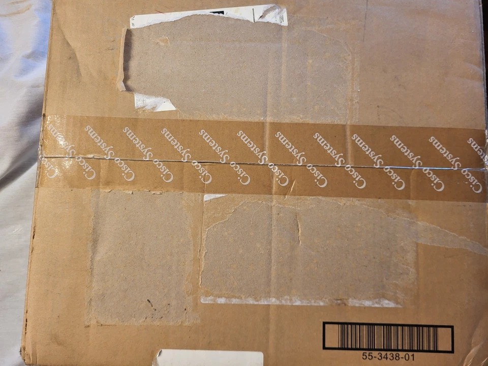 New CISCO1801/K9 Cisco 1801 Sealed in Original box - Image 4 of 4