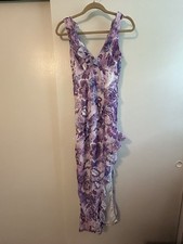 PrettyLittleThing purple floral maxi dress Size: 0