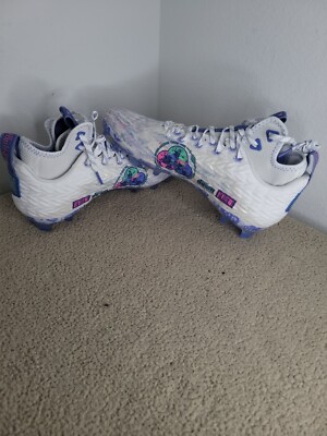 NEW Under Armour Spotlight Clone Womens 12 White Football Cleats 3026342 S67