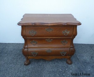 Vintage French Provincial Bombay Bombe Nightstands W Brass Hardware Ebay