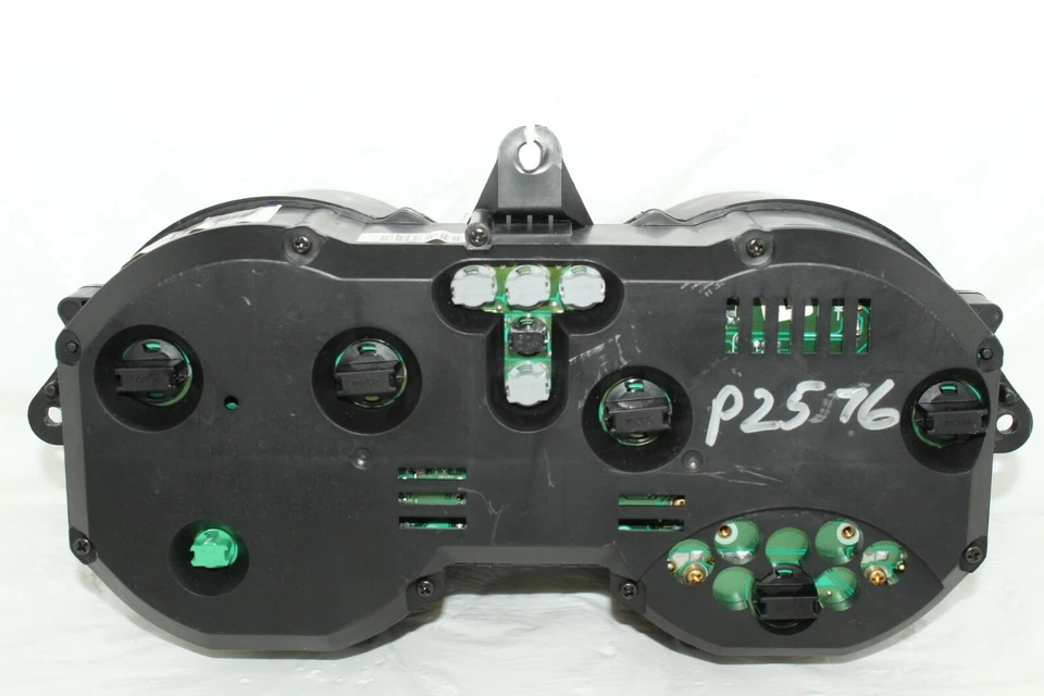 Speedometer Instrument Cluster Dash Panel Gauges 05 06 Aveo Wave 68,820 Miles - Image 4 of 4