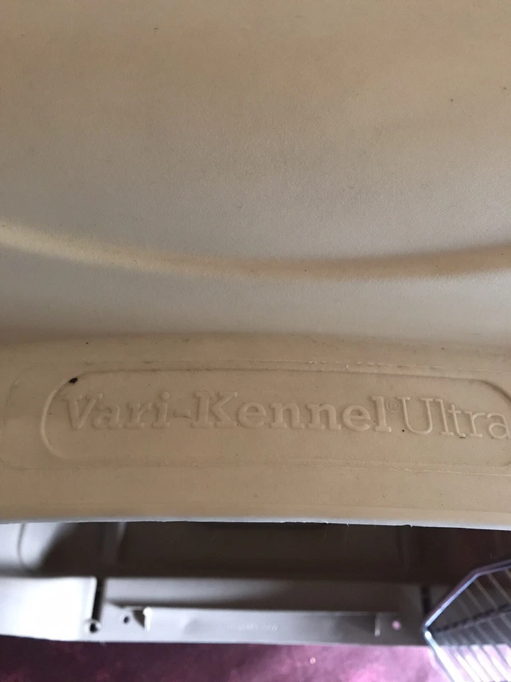 Petmate Vari Kennel Ultra Hunde Flugbox - Bild 2 von 4