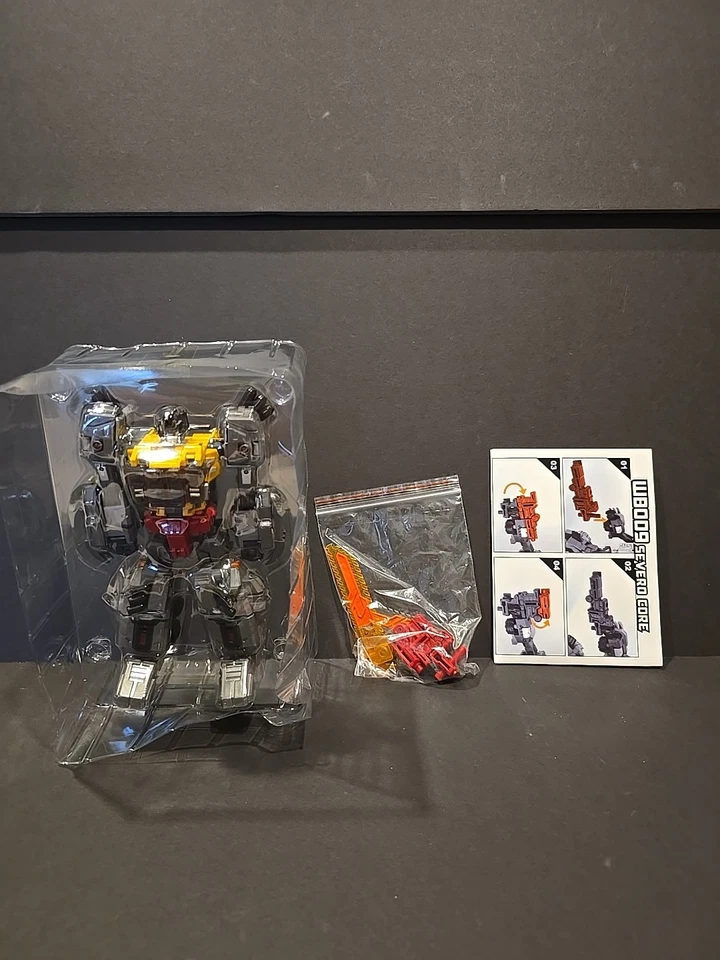 Fansproject Warbot WB009 Severo Core transforming figure - Image 2 of 4