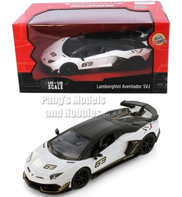 2018 Lamborghini Aventador SVJ 1/24 Scale Diecast Model Showcasts - WHITE w/BO