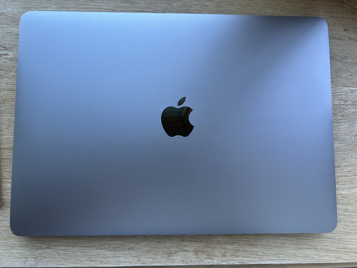 M1 2020 MacBook Pro 13in (512GB SSD, M1, 8GB) Laptop - Space Gray