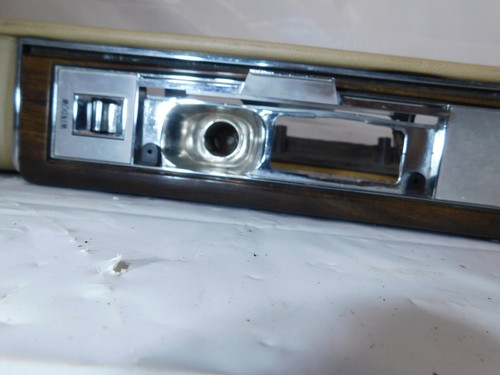 Conjunto reposabrazos trasero derecho pasajero Cadillac Deville Fleetwood Broughm 80-89 - Imagen 18 de 24