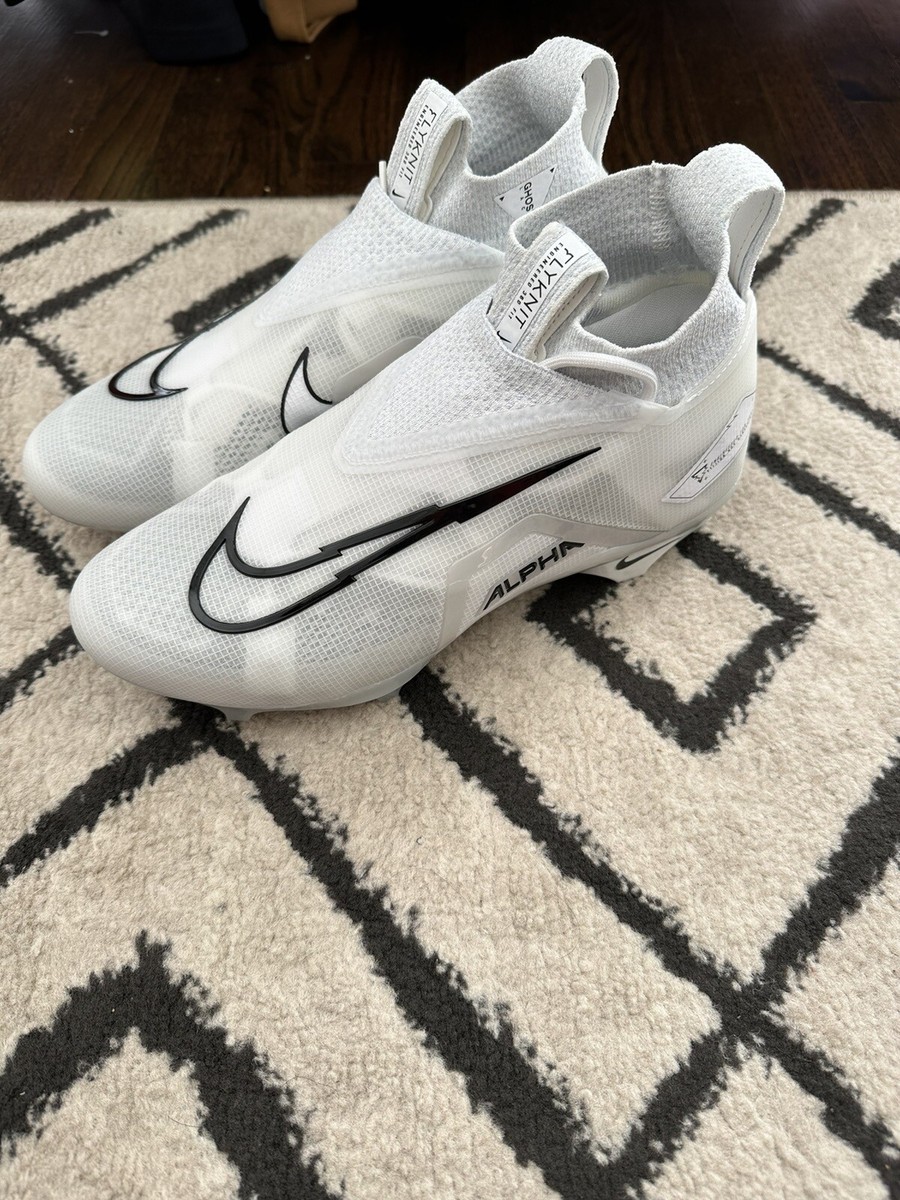 Nike Alpha Menace Elite 3 Football Cleats

Platinum White CT6648-109

Brand new Nike Alpha Menace Elite 3 Pure Platinum Football Cleats  main image 4