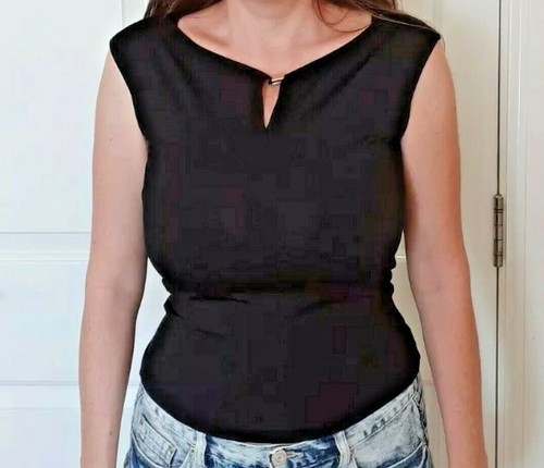 New with tag black keyhole emo goth whimsigoth camisole vest top Y2K 90s 00s 4-6 - Picture 5 of 5