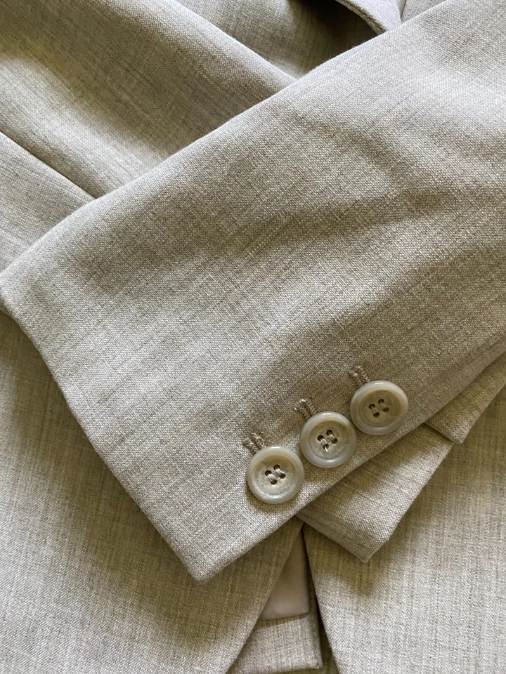 Blazer mujer The Limited Collection manga larga pico beige talla 2 Foto 4 de 4