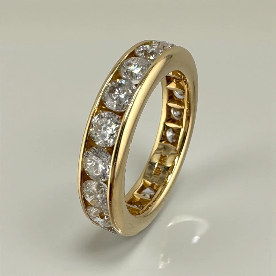 Banda de eternidad de diamantes vintage de oro amarillo de 14 quilates de 2,85 CTW con conjunto de canales talla 6 5,55 g Foto 2 de 4