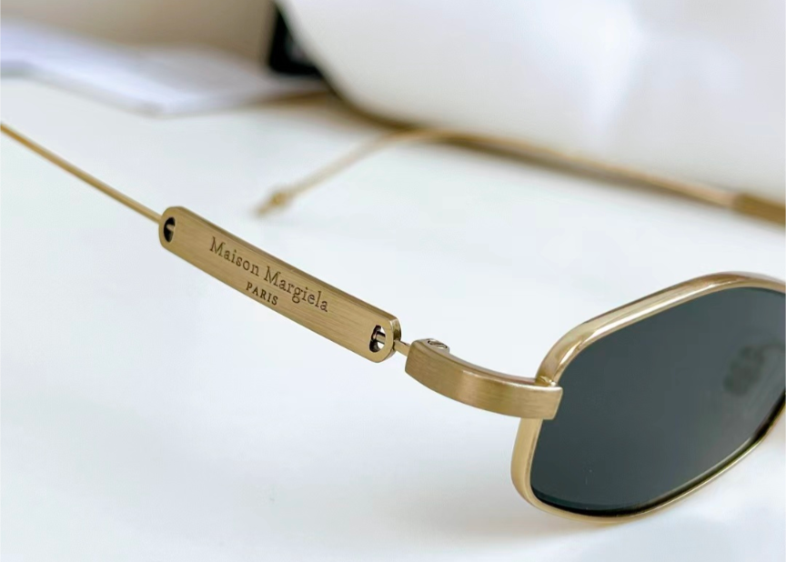 Gentle Monster Maison Margiela MM218 A030(G) Sunglasses Gold/Gray