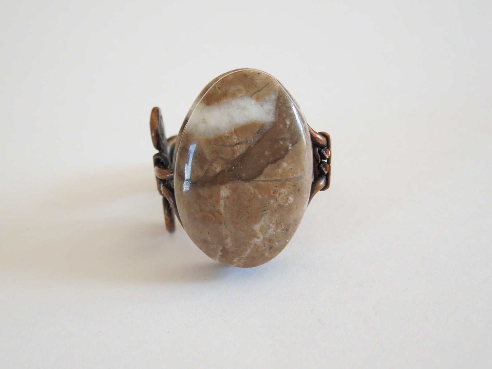 Adjustable copper ring with unknown stone 8.2g/fr… - image 3