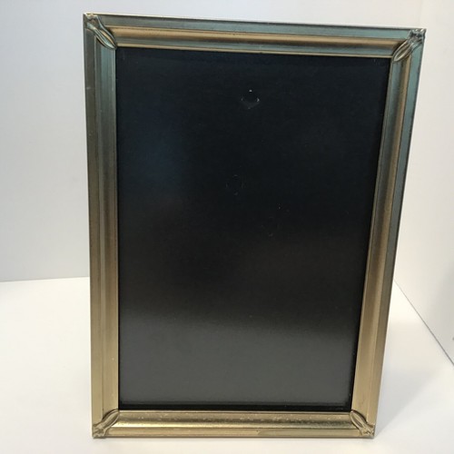 Vintage Metall Foto Bilderrahmen Eckkappen geprägt Diamant Blume 5 x 7 verriegelt