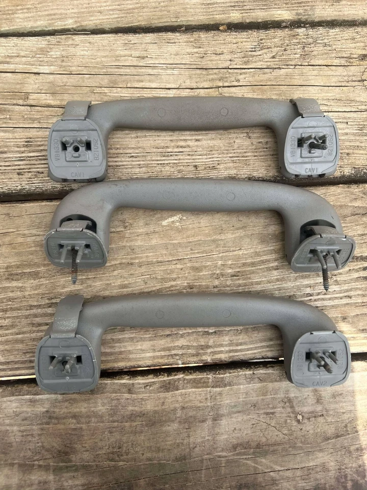 Chevrolet Impala 2000-2005 OEM lado del pasajero delantero mango de agarre 03 04 Foto 4 de 4