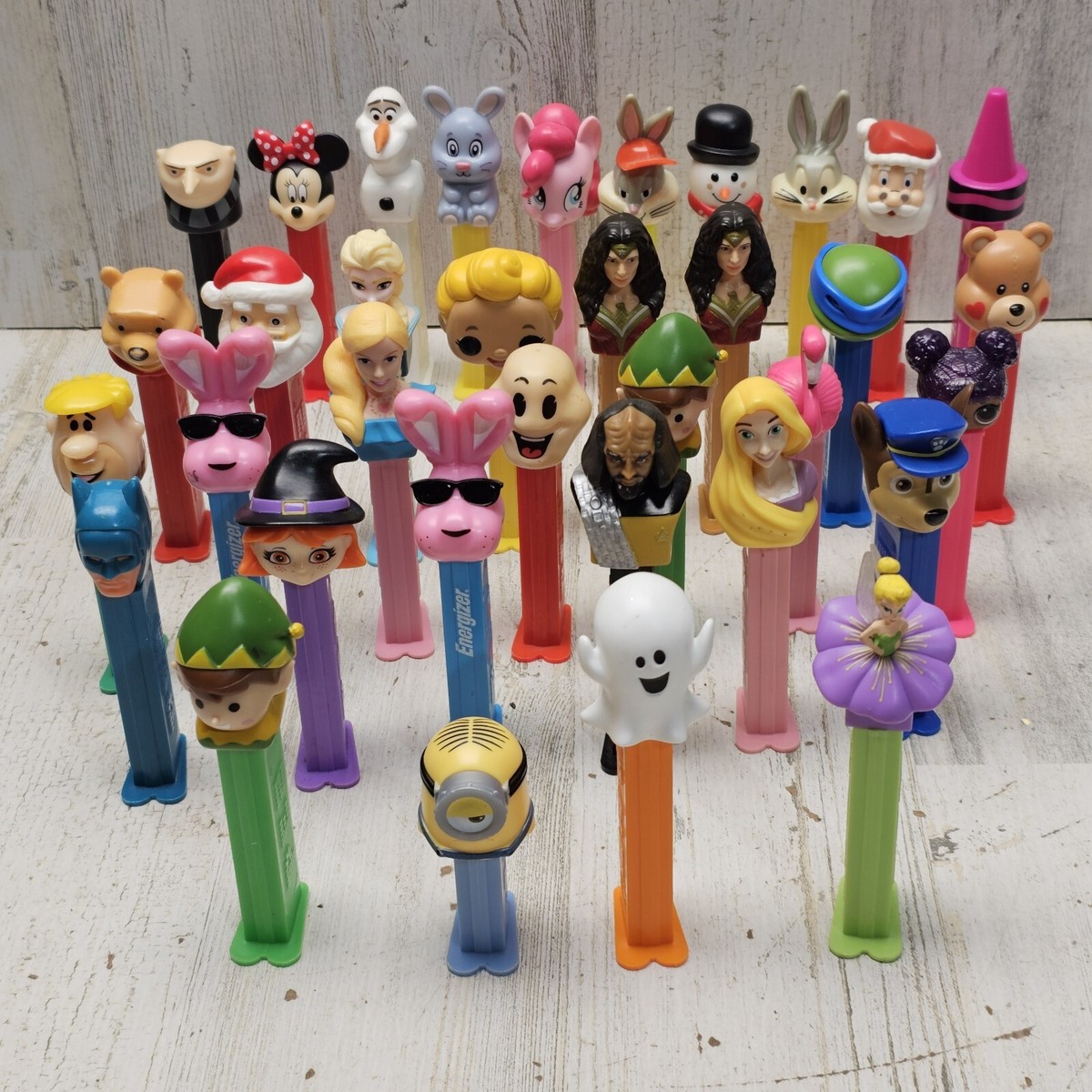 アメコミ OLDPEZ 90'sPEZ Unopened 19packs Lot of 35 Vintage Pez Dispensers Some Duplicates See Photos