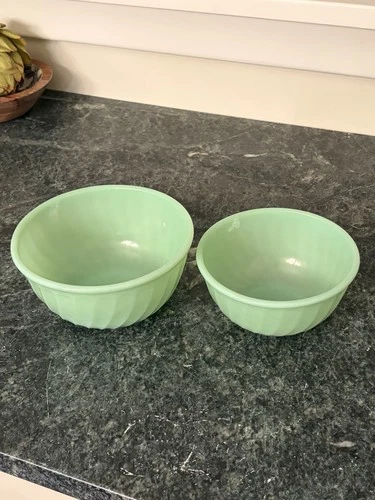 2 Fire King Jadeite Green Swirl Nesting Mixing Bowls 6”, 7”