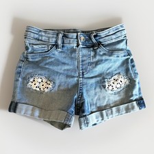 Jumping Beans Girls Size 6 Denim Shorts Distressed Crochet Patch Cuffed