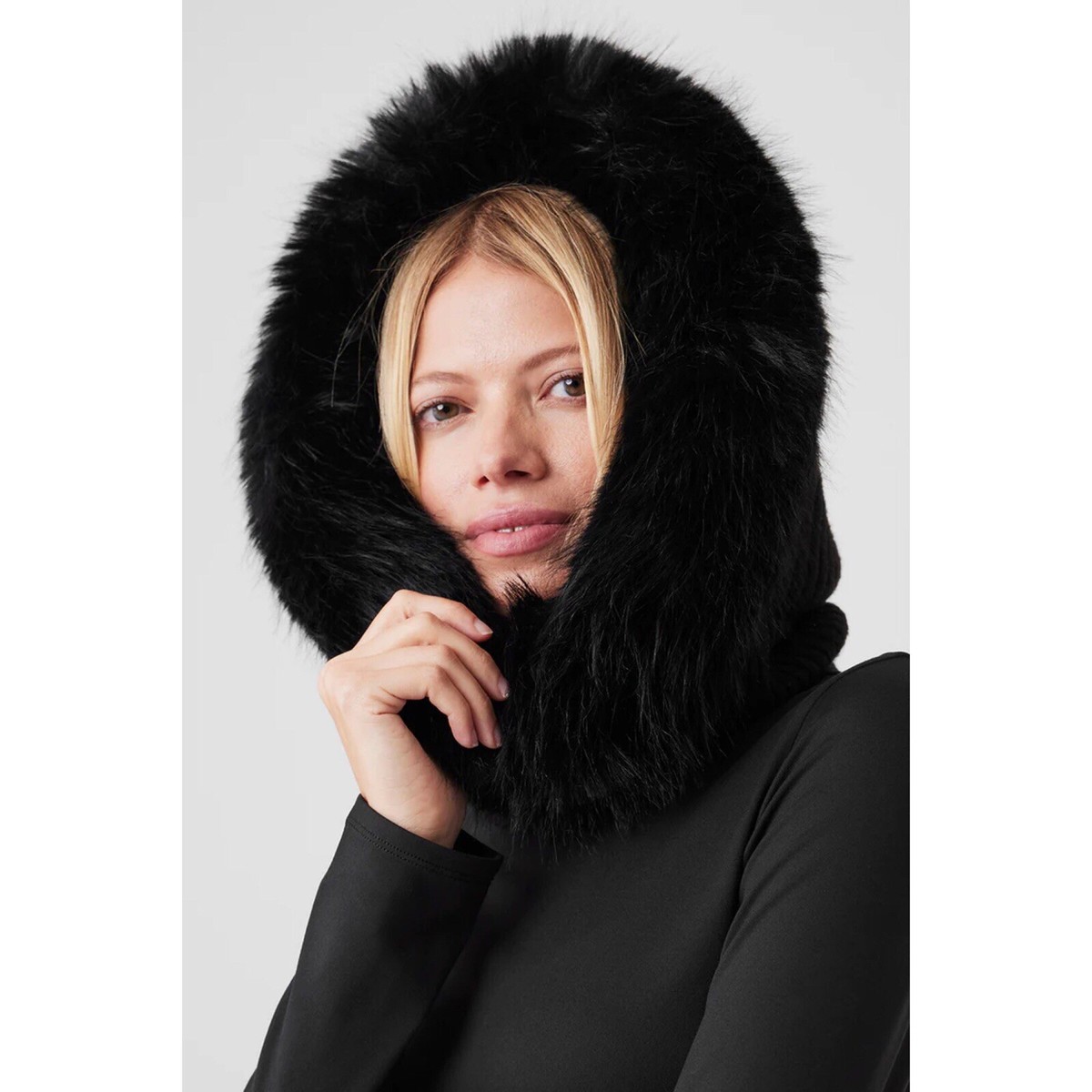 ALO YOGA | ✨NEW✨ Opulent Faux Fur Wintersun Headband in Black Alo Yoga Opulent Faux Fur Wintersun Balacava Black | eBay main image 3
