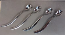 World Tableware Stainless Steel Wavy Handled Spoons (Set of 4)