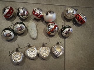 14 Teile alter Chrisbaumschmuck um 1900/1930